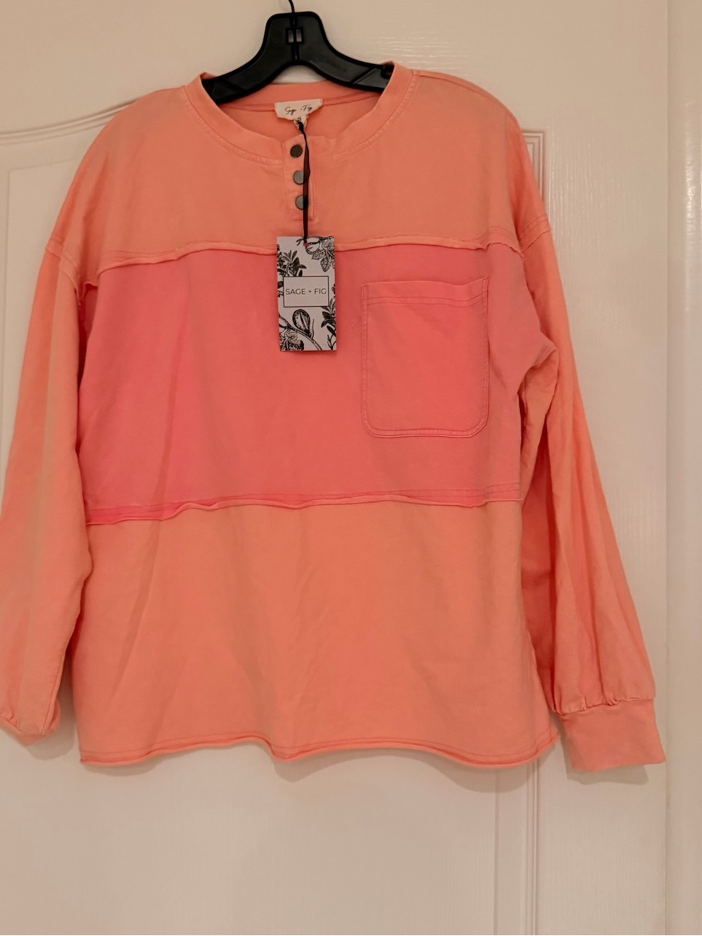 New Sage & Fig Two-Tone Coral Long Sleeve Henley Top Patch Work Size Small